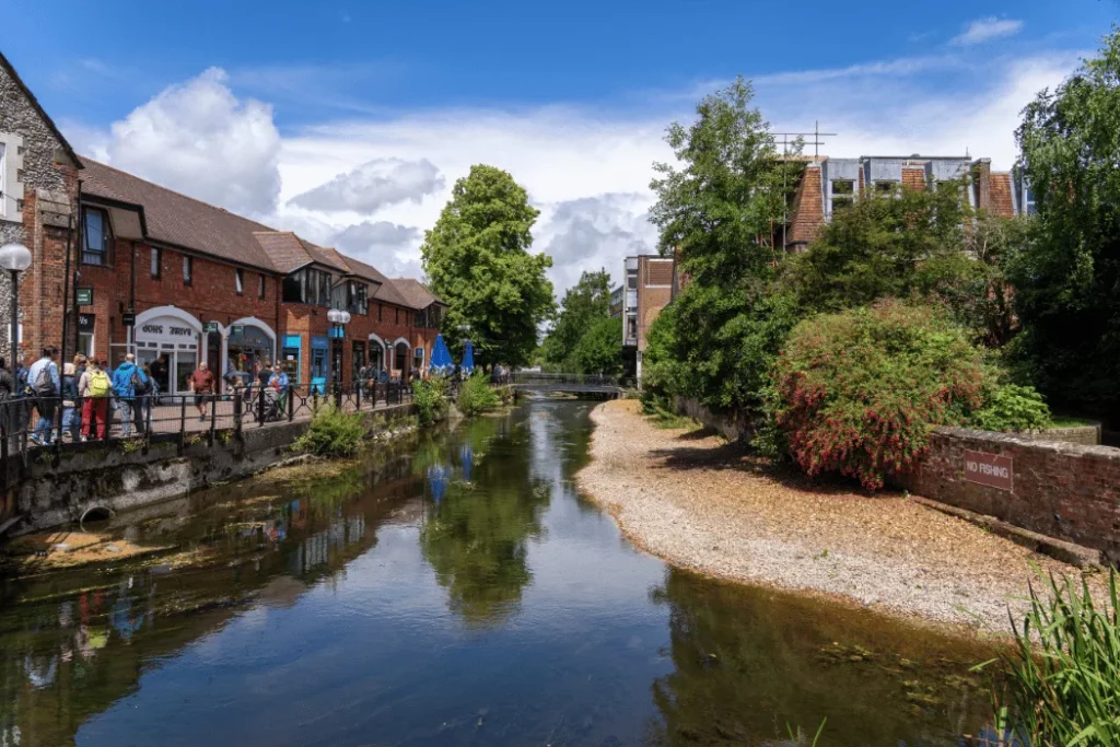 Best Places to visit in Woodford, Greater London